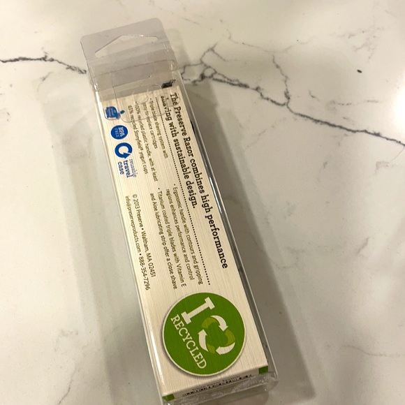 NWT Preserve Triple Razor 🪒 Set - Picture 2 of 3